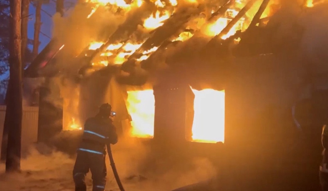 В Пензе сгорел частный дом на Барковке